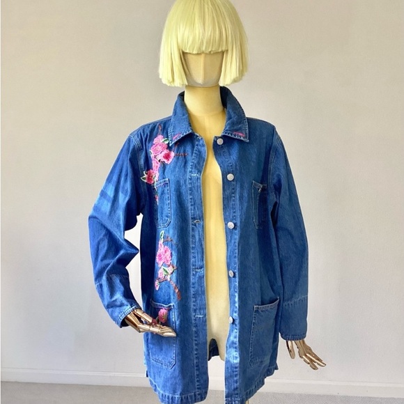 Denim&Co Jackets & Blazers - Denim & Co Vintage 90’s chore denim jacket with floral embroidery SZ M